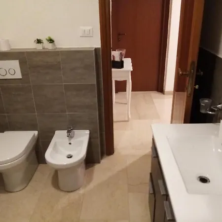Oda ve Kahvaltı Affittacamere Noemi Livia Bolonya